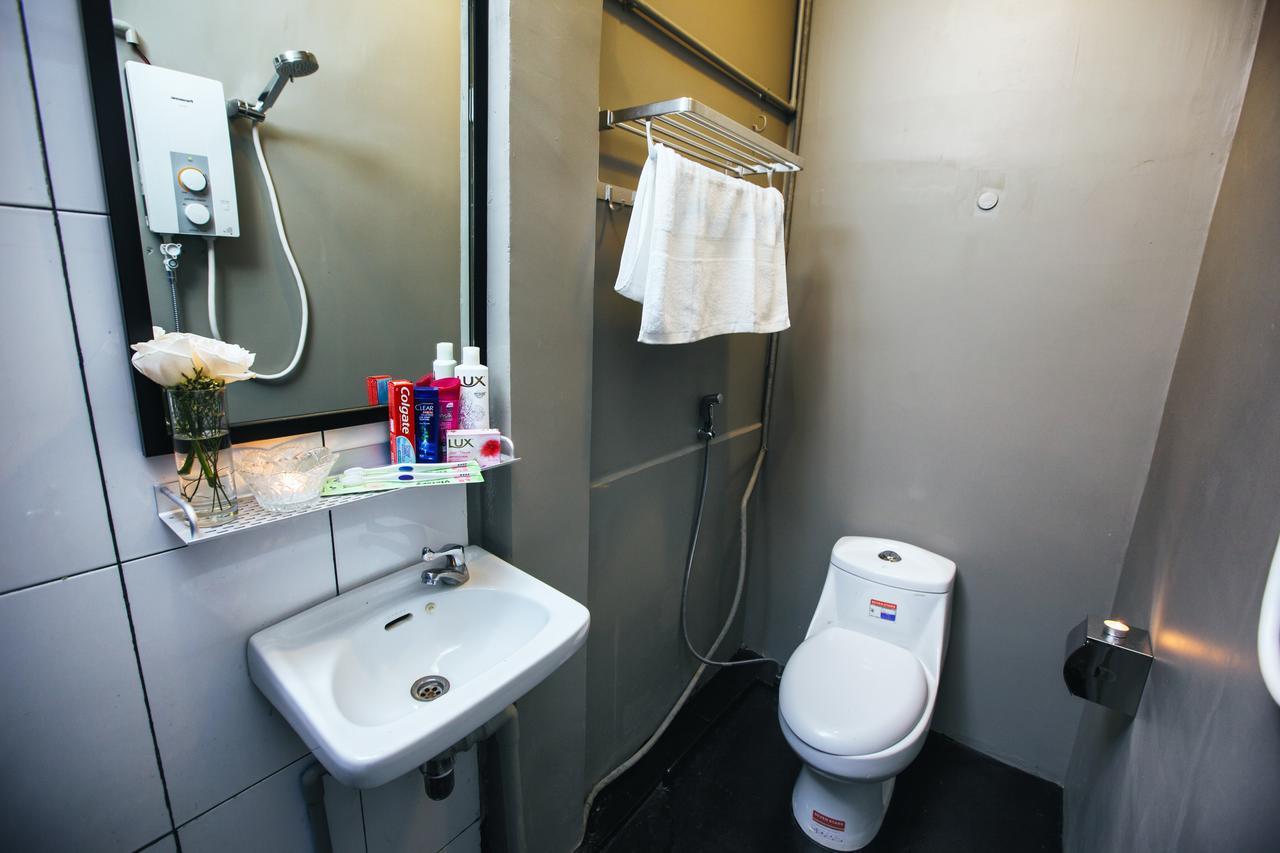 The Share Phnom Penh Hostel 外观 照片