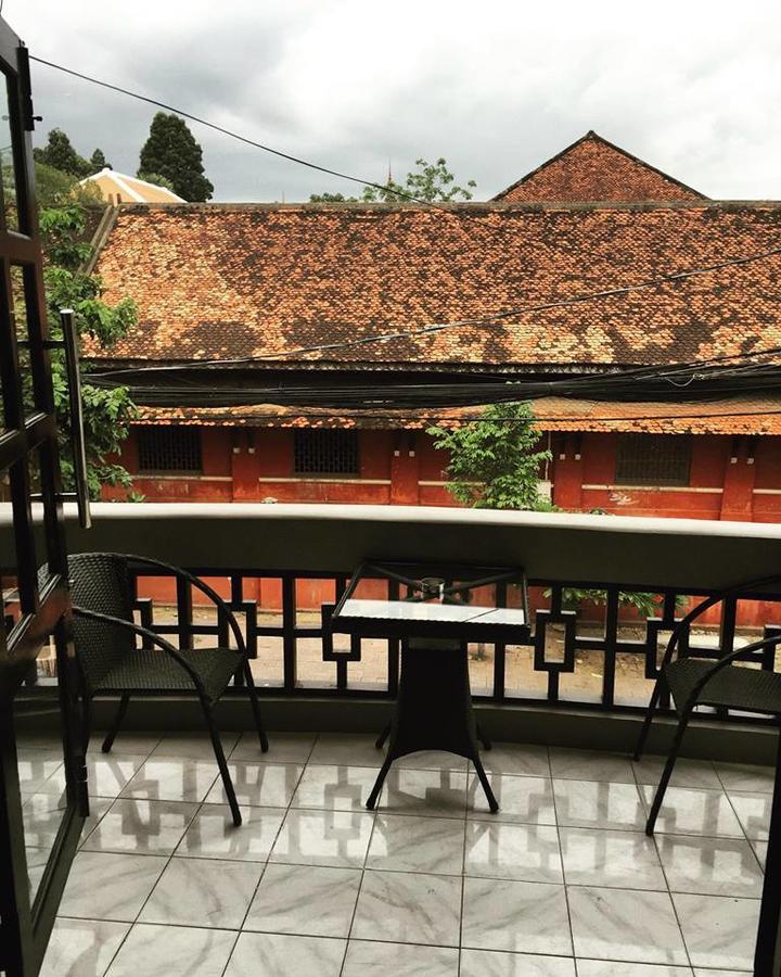 The Share Phnom Penh Hostel 外观 照片